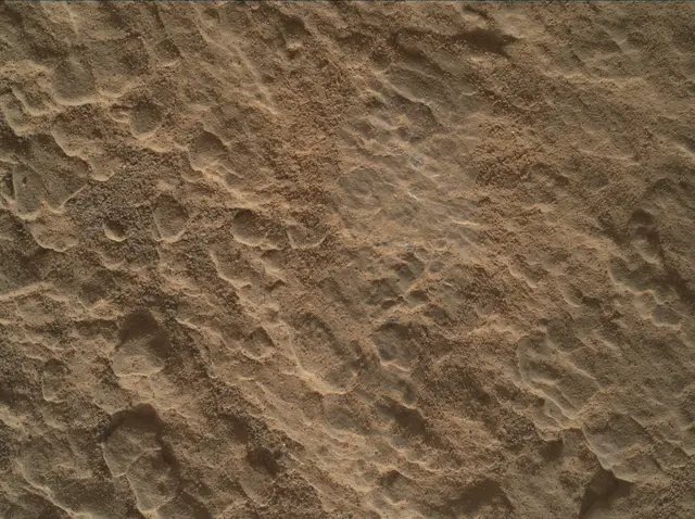 Sol 2587: Mars Hand Lens Imager (MAHLI)