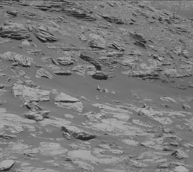 Sol 2588: Mast Camera (Mastcam)