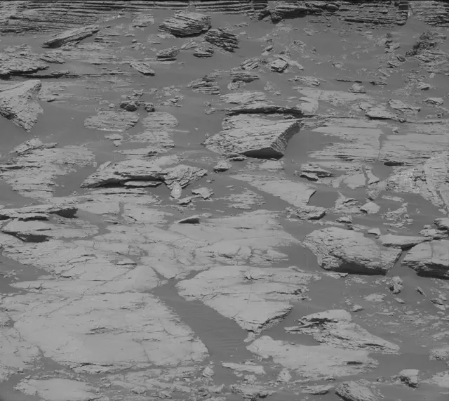 Sol 2588: Mast Camera (Mastcam)