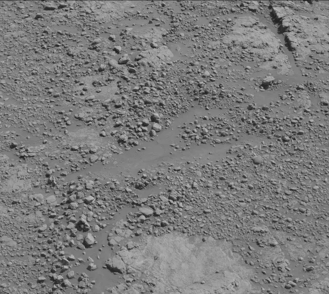 Sol 2588: Mast Camera (Mastcam)