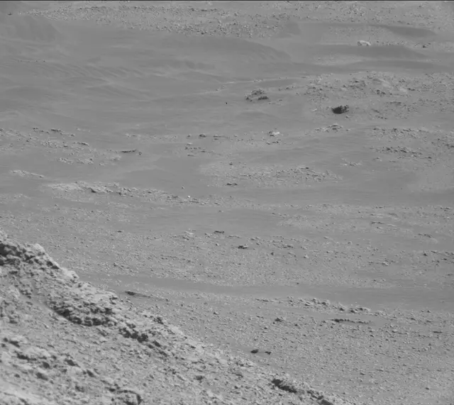 Sol 2588: Mast Camera (Mastcam)
