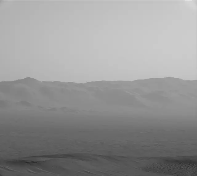 Sol 2589: Mast Camera (Mastcam)