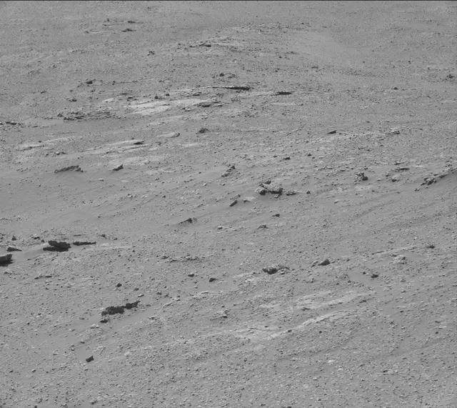 Sol 2589: Mast Camera (Mastcam)