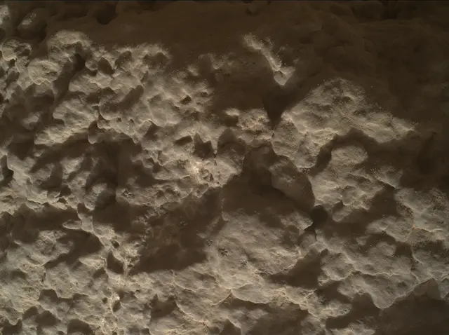 Sol 2589: Mars Hand Lens Imager (MAHLI)