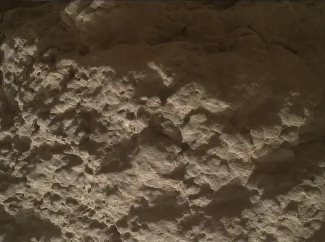 Sol 2589: Mars Hand Lens Imager (MAHLI)