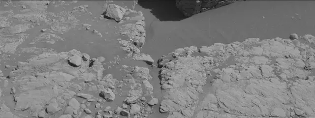Sol 2590: Mast Camera (Mastcam)