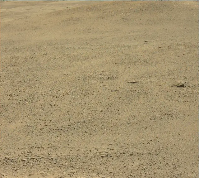 Sol 2590: Mast Camera (Mastcam)