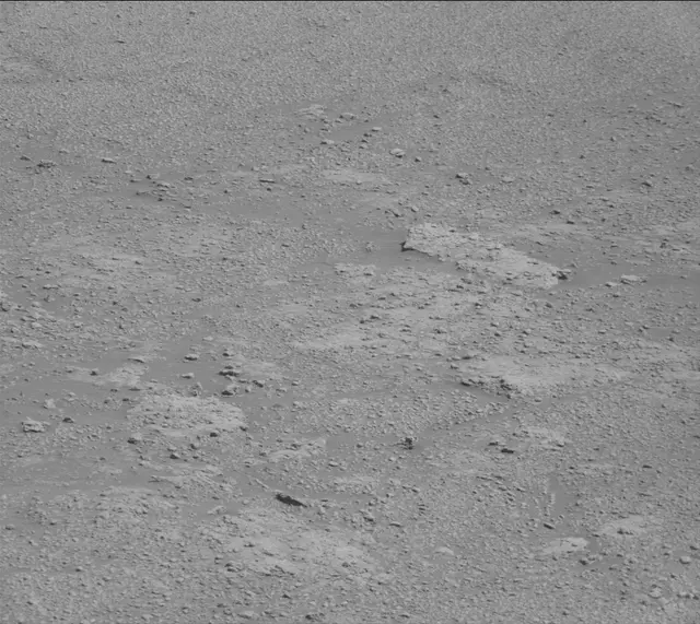 Sol 2590: Mast Camera (Mastcam)