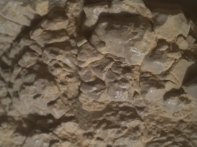 Sol 2591: Mars Hand Lens Imager (MAHLI)