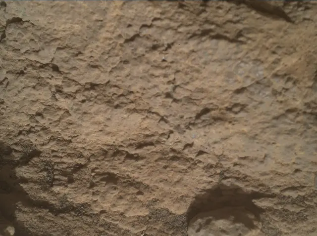 Sol 2591: Mars Hand Lens Imager (MAHLI)