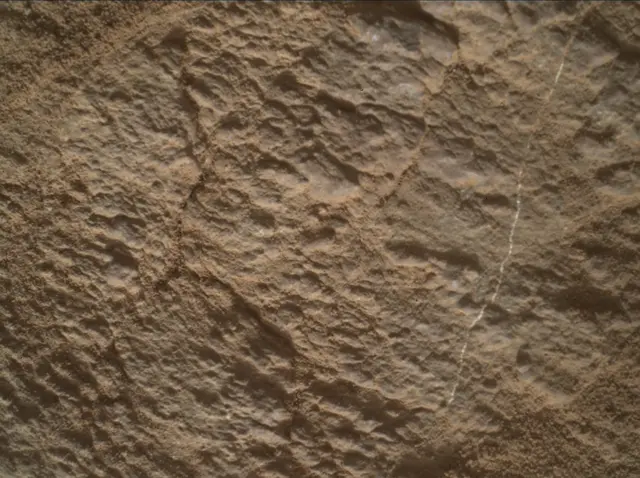 Sol 2591: Mars Hand Lens Imager (MAHLI)