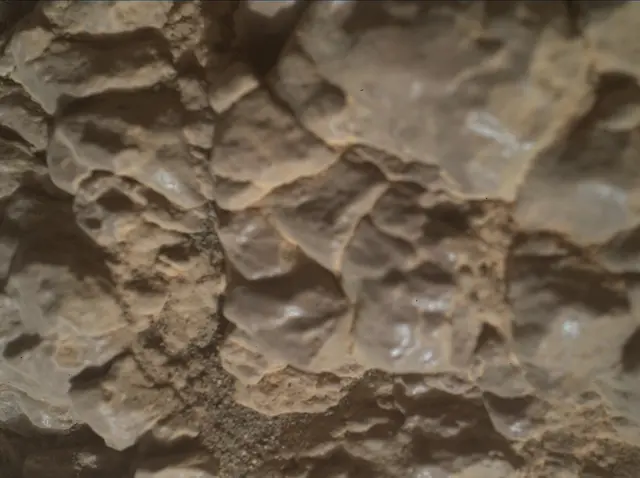 Sol 2591: Mars Hand Lens Imager (MAHLI)