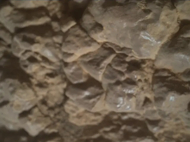 Sol 2591: Mars Hand Lens Imager (MAHLI)