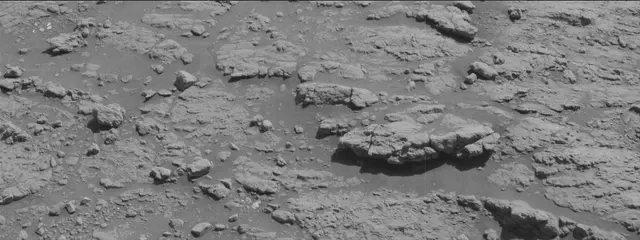 Sol 2592: Mast Camera (Mastcam)