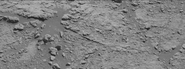 Sol 2592: Mast Camera (Mastcam)