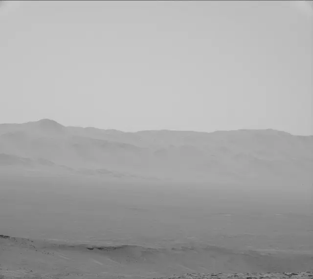 Sol 2592: Mast Camera (Mastcam)
