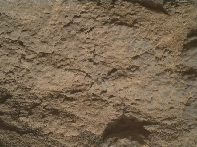 Sol 2592: Mars Hand Lens Imager (MAHLI)