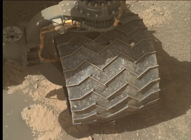 Sol 2592: Mars Hand Lens Imager (MAHLI)
