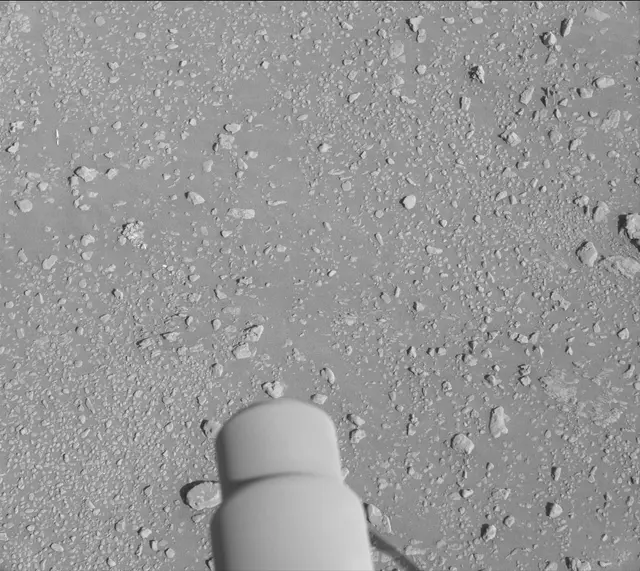 Sol 2593: Mast Camera (Mastcam)