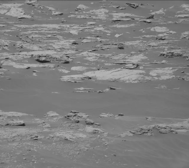 Sol 2594: Mast Camera (Mastcam)