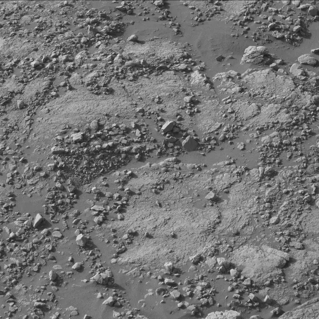 Sol 2595: Mast Camera (Mastcam)
