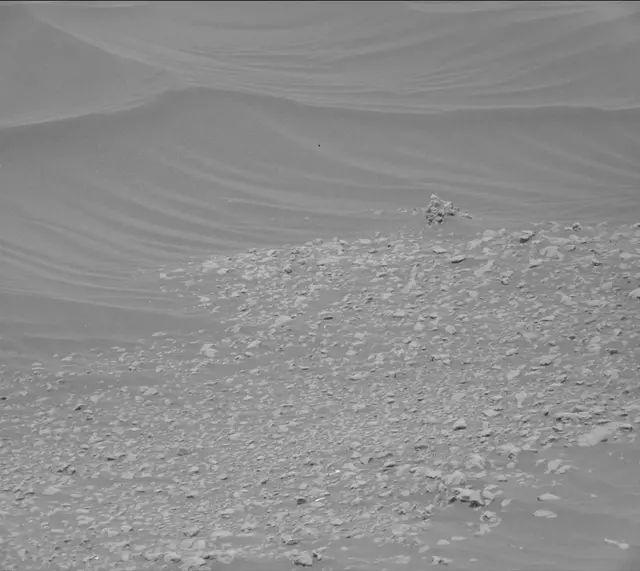 Sol 2595: Mast Camera (Mastcam)