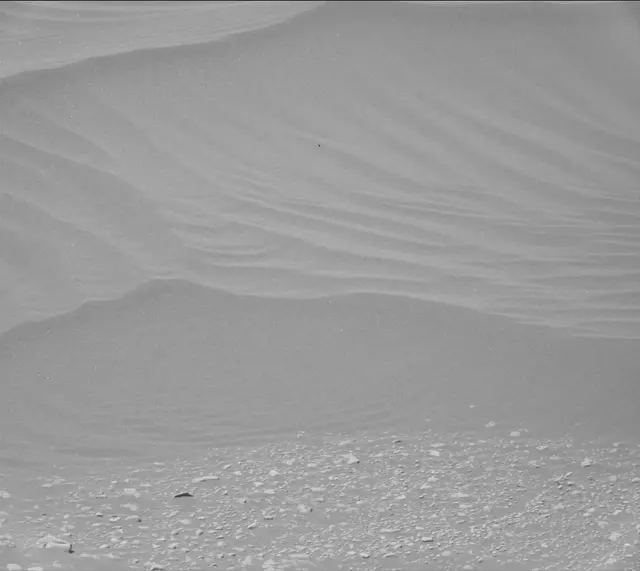 Sol 2595: Mast Camera (Mastcam)