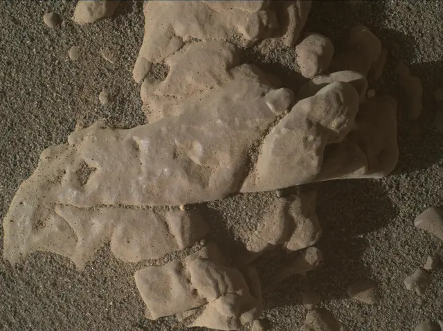 Sol 2595: Mars Hand Lens Imager (MAHLI)
