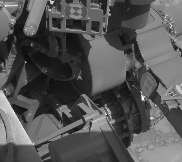 Sol 2596: Mast Camera (Mastcam)