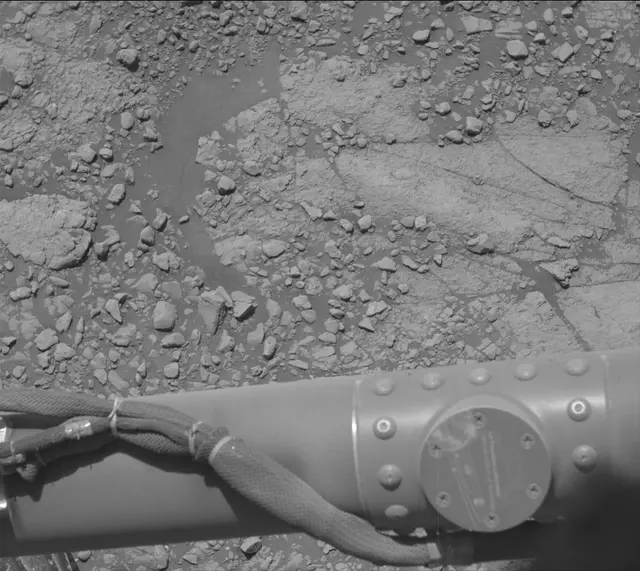 Sol 2596: Mast Camera (Mastcam)