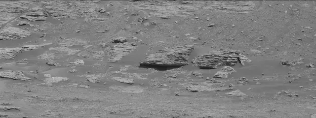 Sol 2597: Mast Camera (Mastcam)