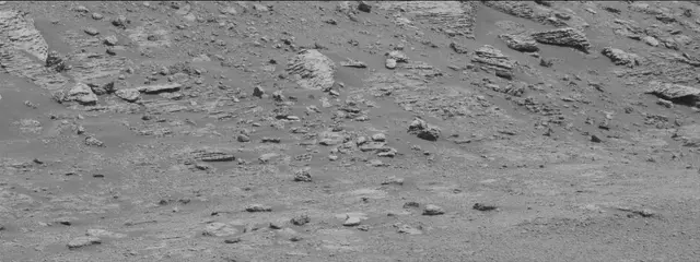 Sol 2597: Mast Camera (Mastcam)