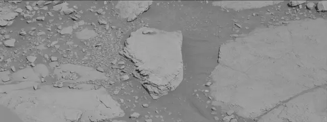 Sol 2597: Mast Camera (Mastcam)