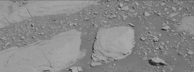 Sol 2597: Mast Camera (Mastcam)