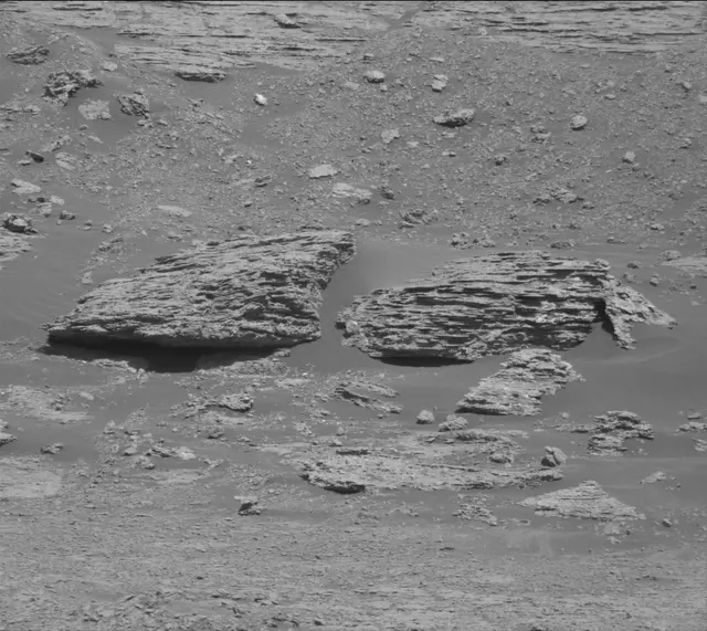 Sol 2597: Mast Camera (Mastcam)
