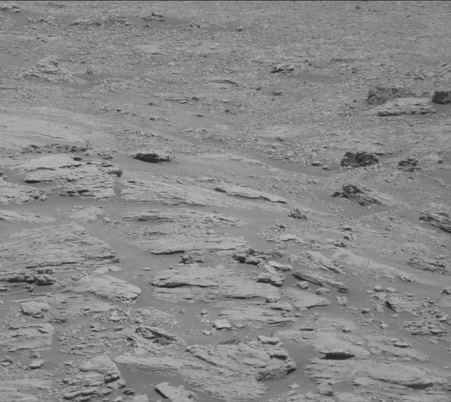 Sol 2597: Mast Camera (Mastcam)