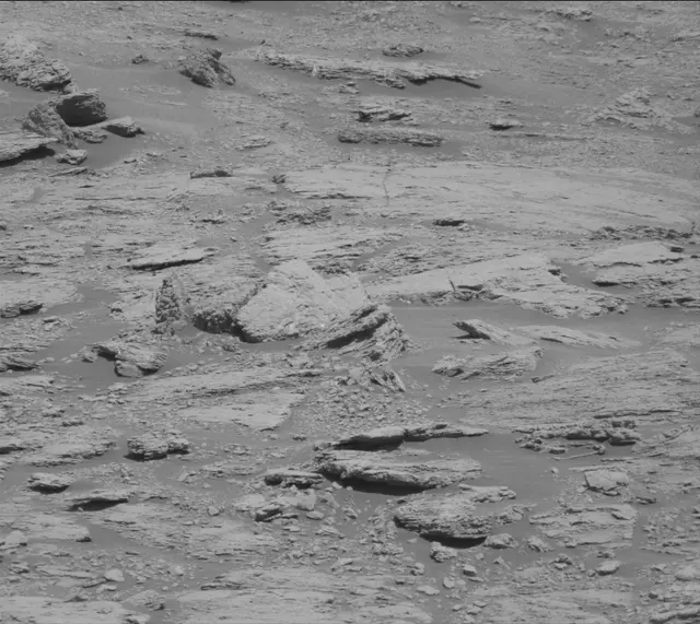 Sol 2597: Mast Camera (Mastcam)