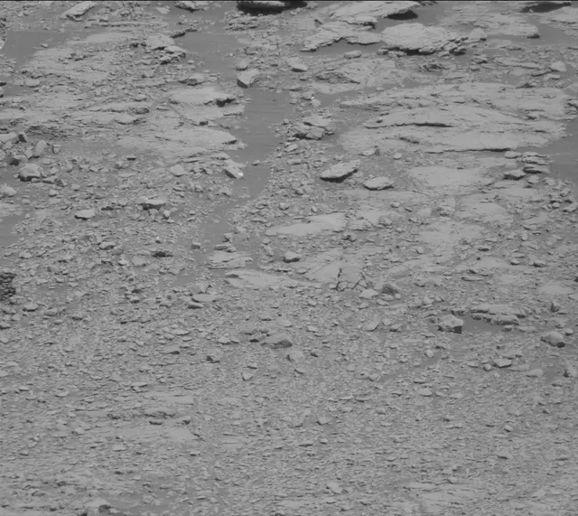Sol 2597: Mast Camera (Mastcam)