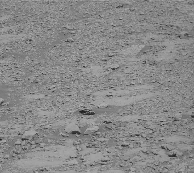 Sol 2597: Mast Camera (Mastcam)