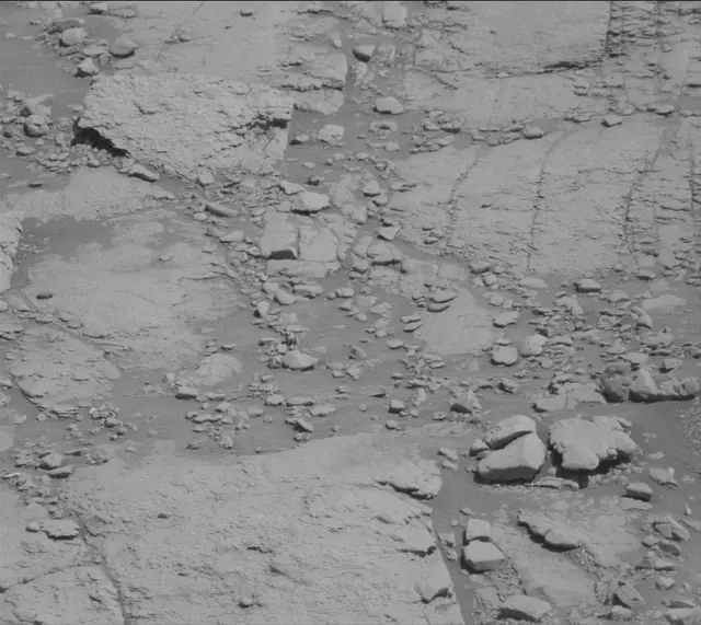 Sol 2597: Mast Camera (Mastcam)