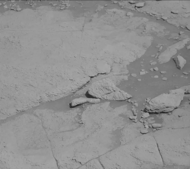Sol 2597: Mast Camera (Mastcam)