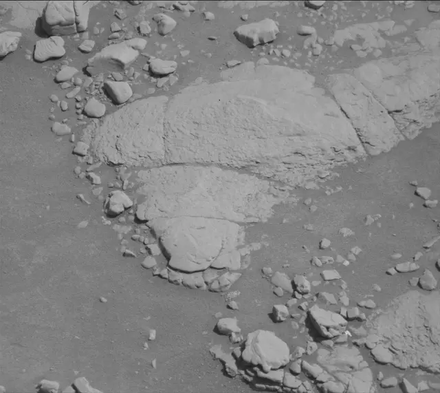Sol 2597: Mast Camera (Mastcam)