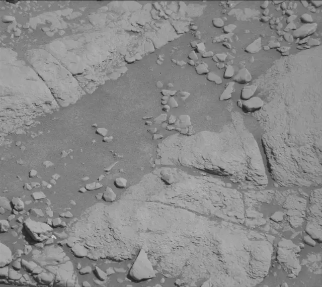 Sol 2597: Mast Camera (Mastcam)