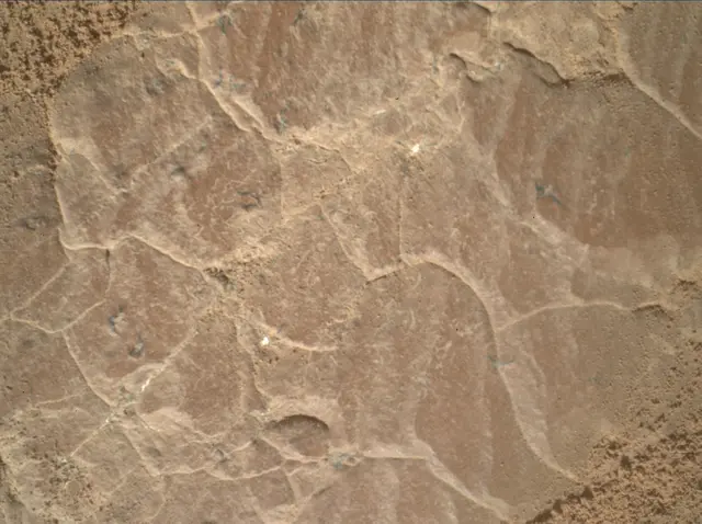 Sol 2597: Mars Hand Lens Imager (MAHLI)