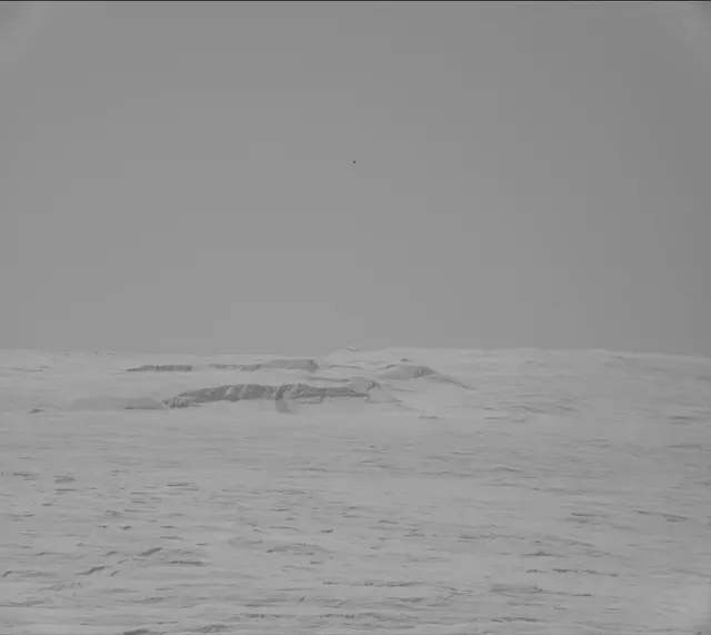 Sol 2600: Mast Camera (Mastcam)