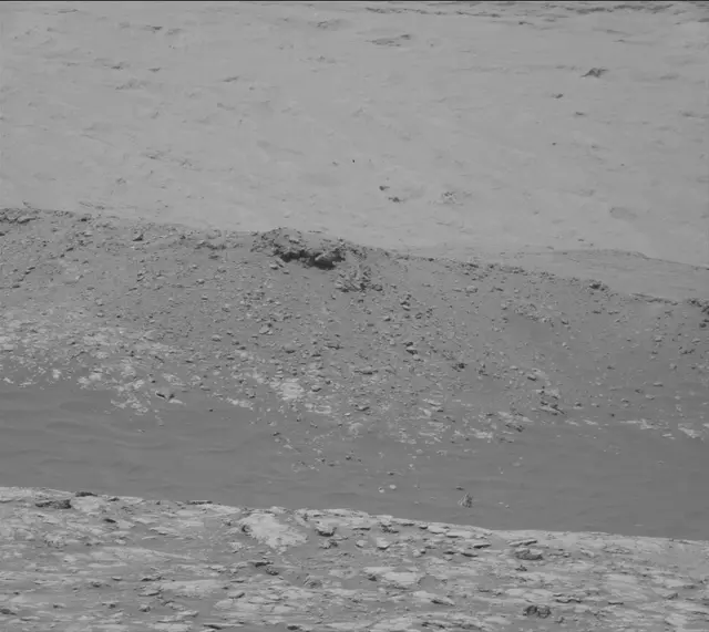 Sol 2600: Mast Camera (Mastcam)