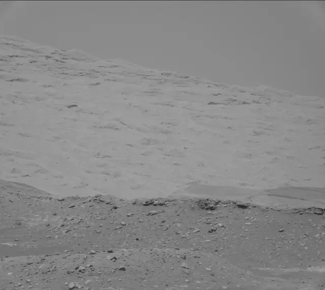 Sol 2600: Mast Camera (Mastcam)