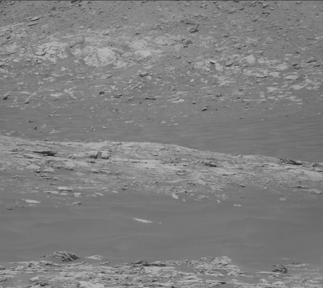 Sol 2600: Mast Camera (Mastcam)