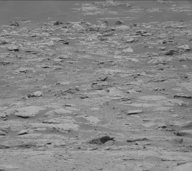 Sol 2600: Mast Camera (Mastcam)