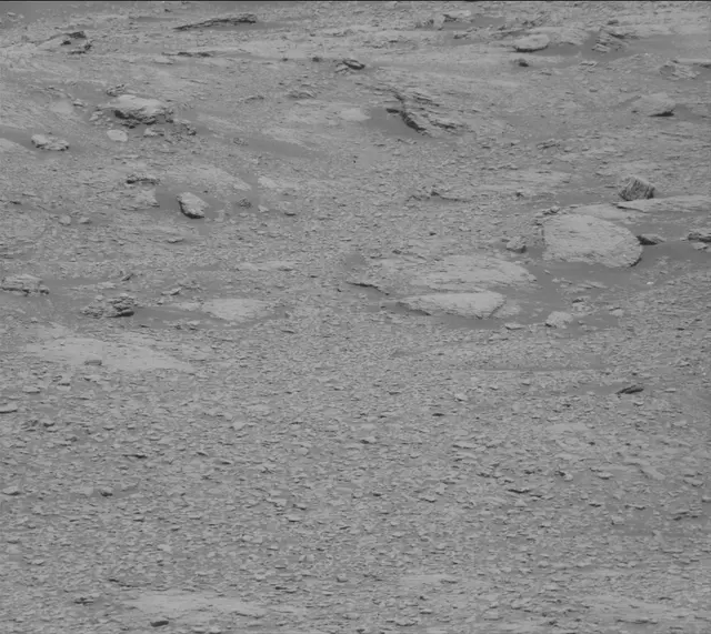 Sol 2600: Mast Camera (Mastcam)
